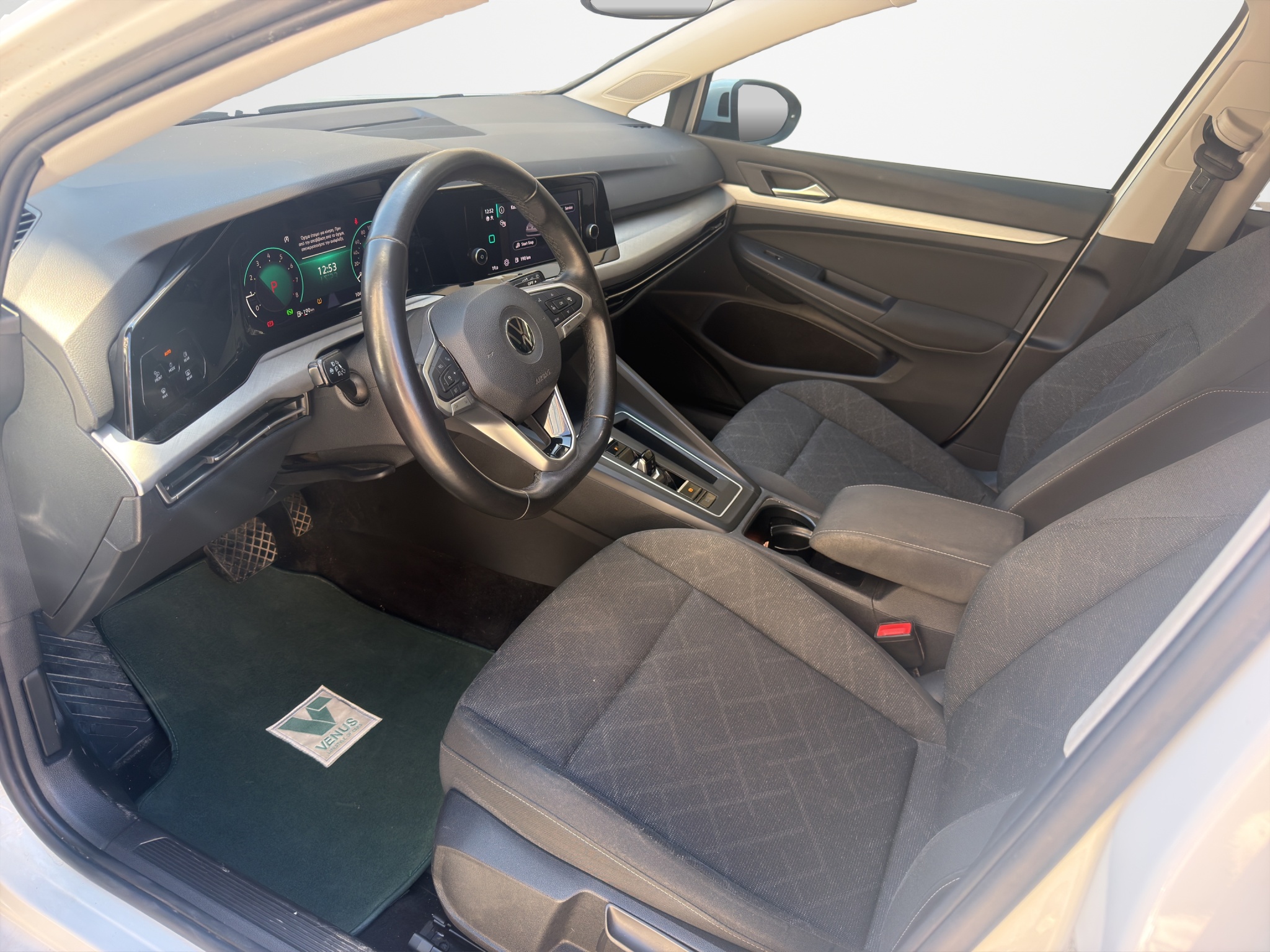 VW Golf VIII 1.0 eTSI DSG Mild Hybrid Automatic 2021 - 11