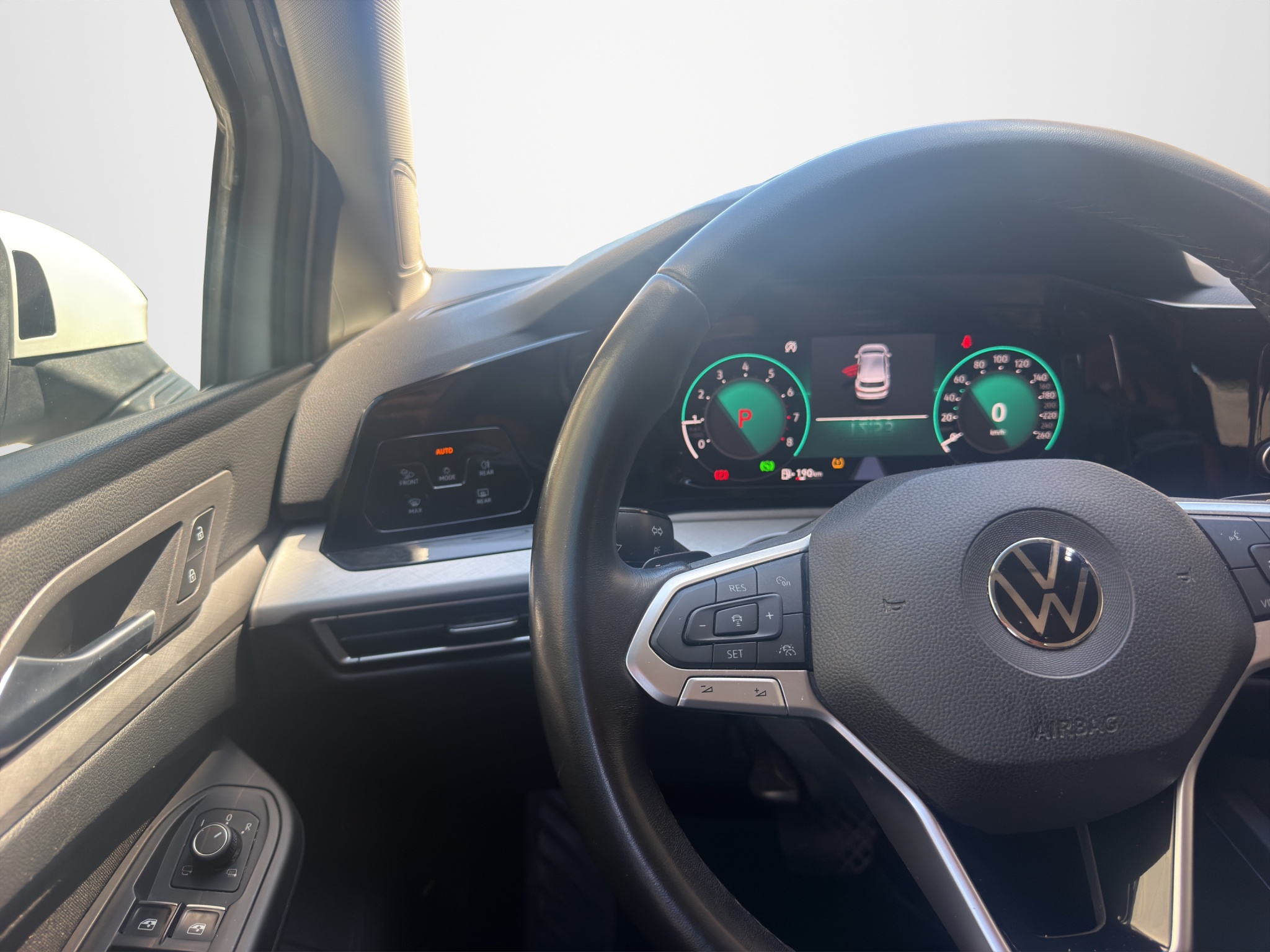 VW Golf VIII 1.0 eTSI DSG Mild Hybrid Automatic 2021 - 17