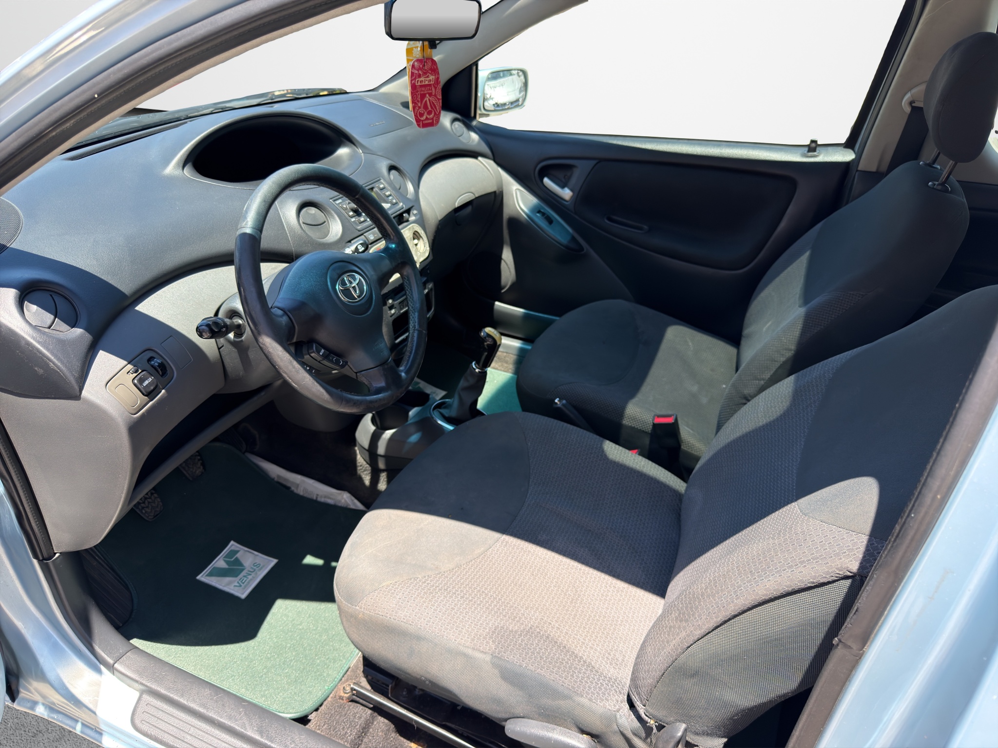 Toyota Yaris 1.3 2003 - 11