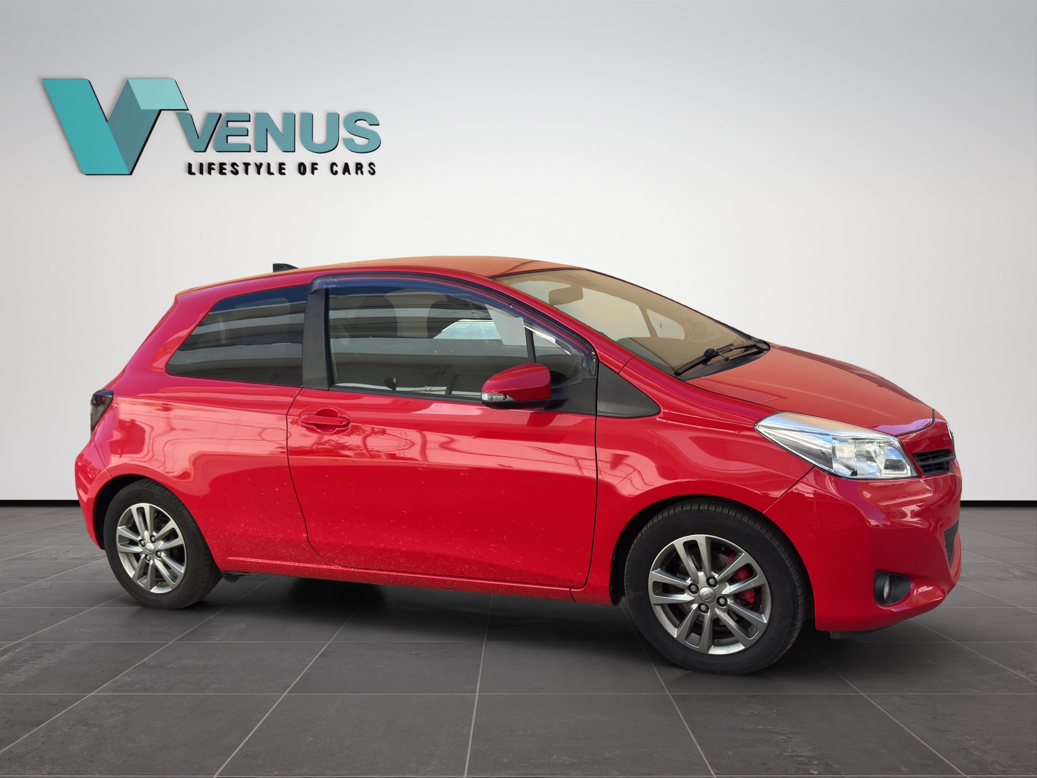 Toyota Yaris Vitz (Made in Japan) Sport Edition 1.0 2012 - 2