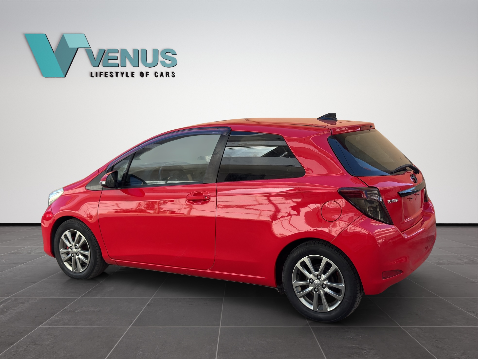 Toyota Yaris Vitz (Made in Japan) Sport Edition 1.0 2012 - 3