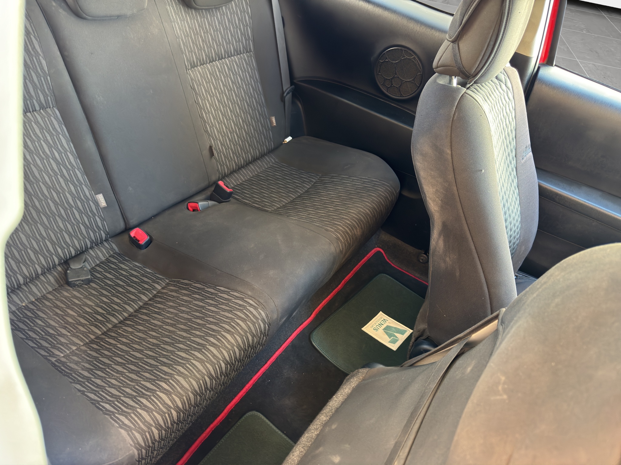 Toyota Yaris Vitz (Made in Japan) Sport Edition 1.0 2012 - 18