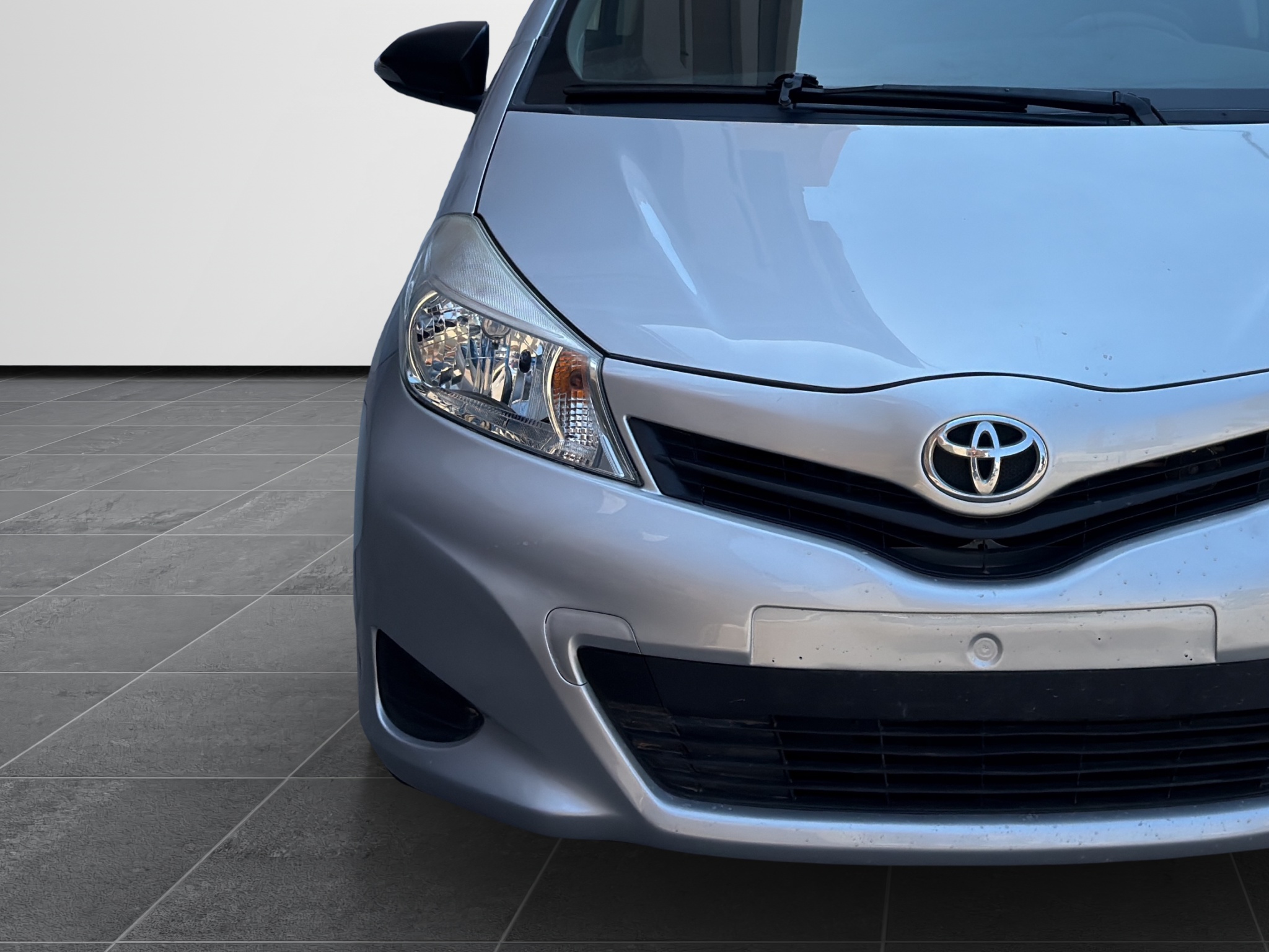 Toyota Yaris 1.0 VVT-i 2012 - 9