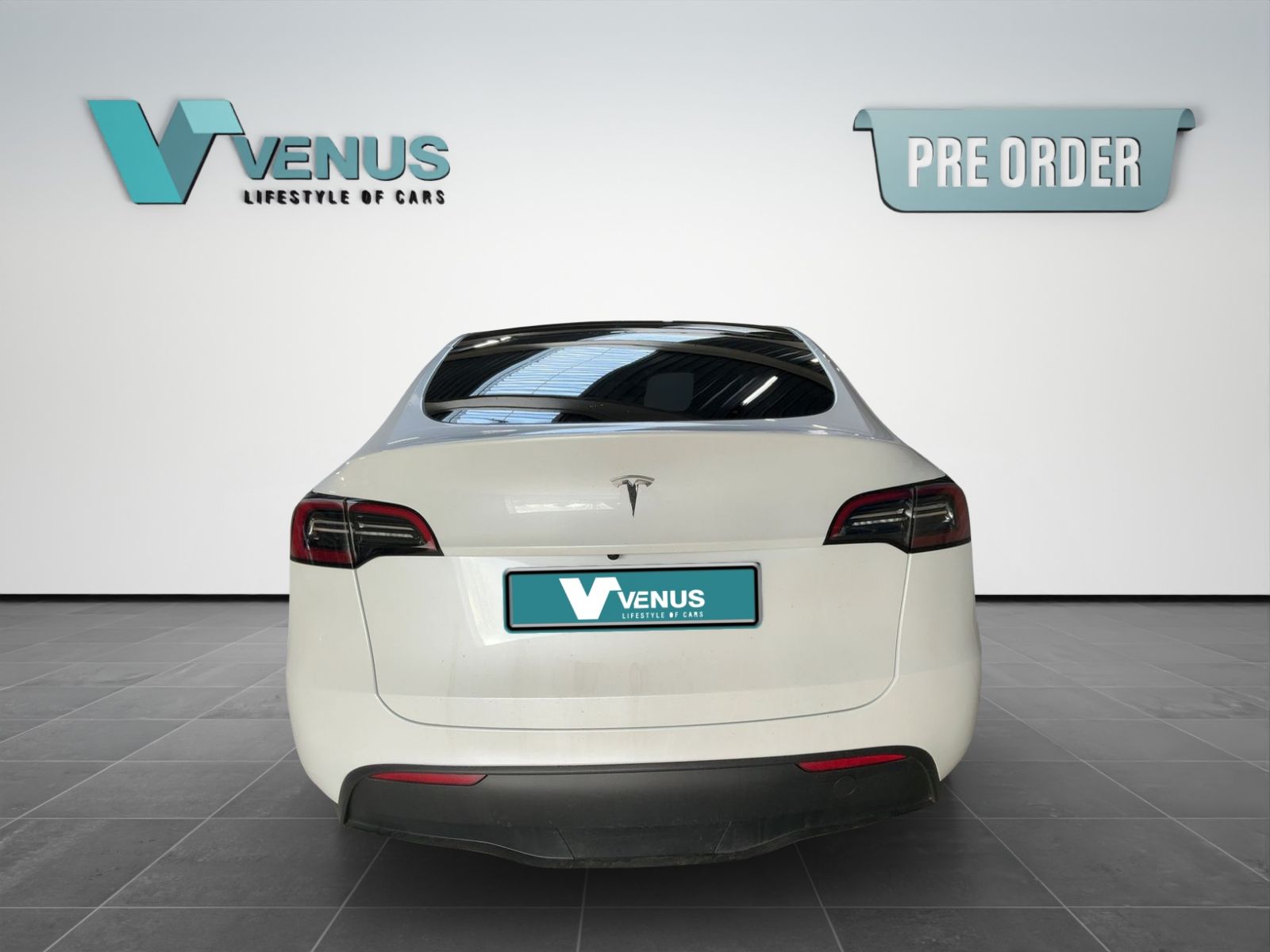 Tesla Model Y Standard Range Electric Automatic 2022 - 5