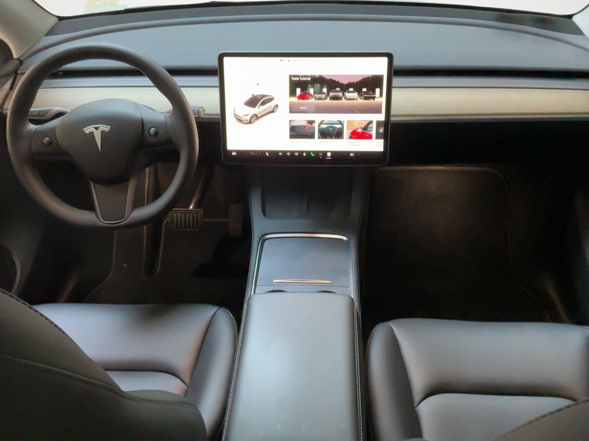 Tesla Model Y Standard Range Electric Automatic 2022 - 6