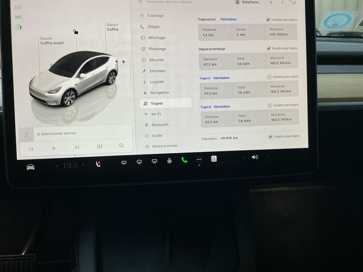 Tesla Model Y Standard Range Electric Automatic 2022 - 7