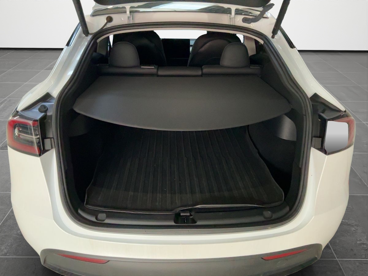 Tesla Model Y Standard Range Electric Automatic 2022 - 9