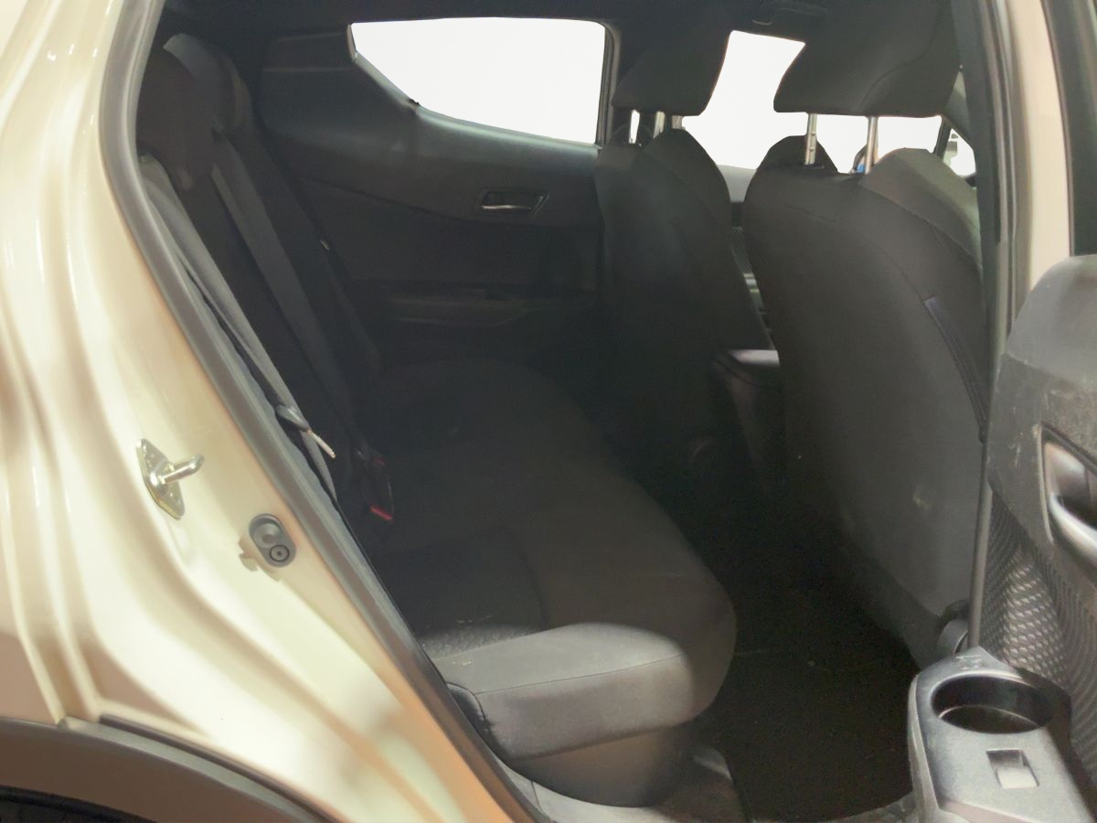 Toyota C-HR 1.8 Hybrid Flow Automatic 2023 - 8