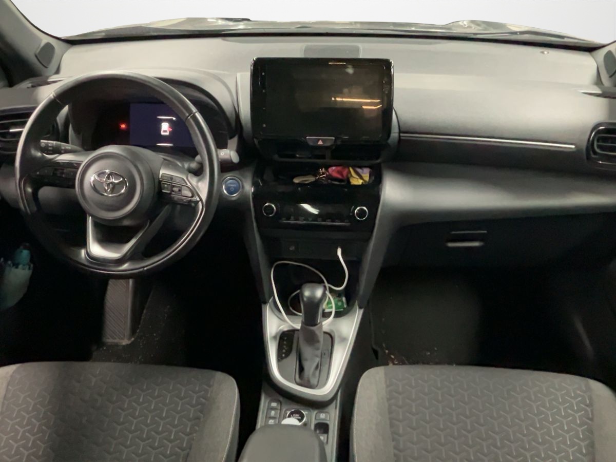 Toyota Yaris Cross 1.5 Hybrid AWD 4x4 Orange Edition Automatic 2022 - 9