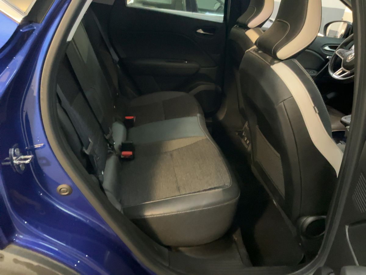 Renault Capture 1.6 Hybrid E-Tech Techno Automatic 2023 - 13