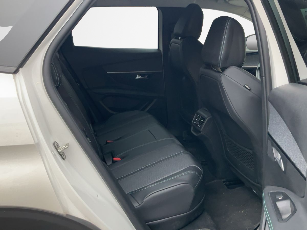Peugeot 3008 1.6 Hybrid Allure Pack Automatic 2022 - 10