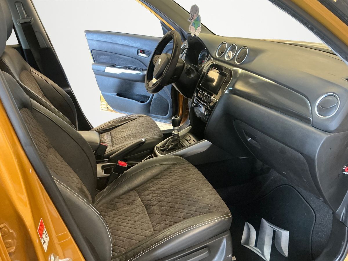 Suzuki Vitara 1.4 Boosterjet Mild-hybrid Comfort+ 4x2 2022 - 9