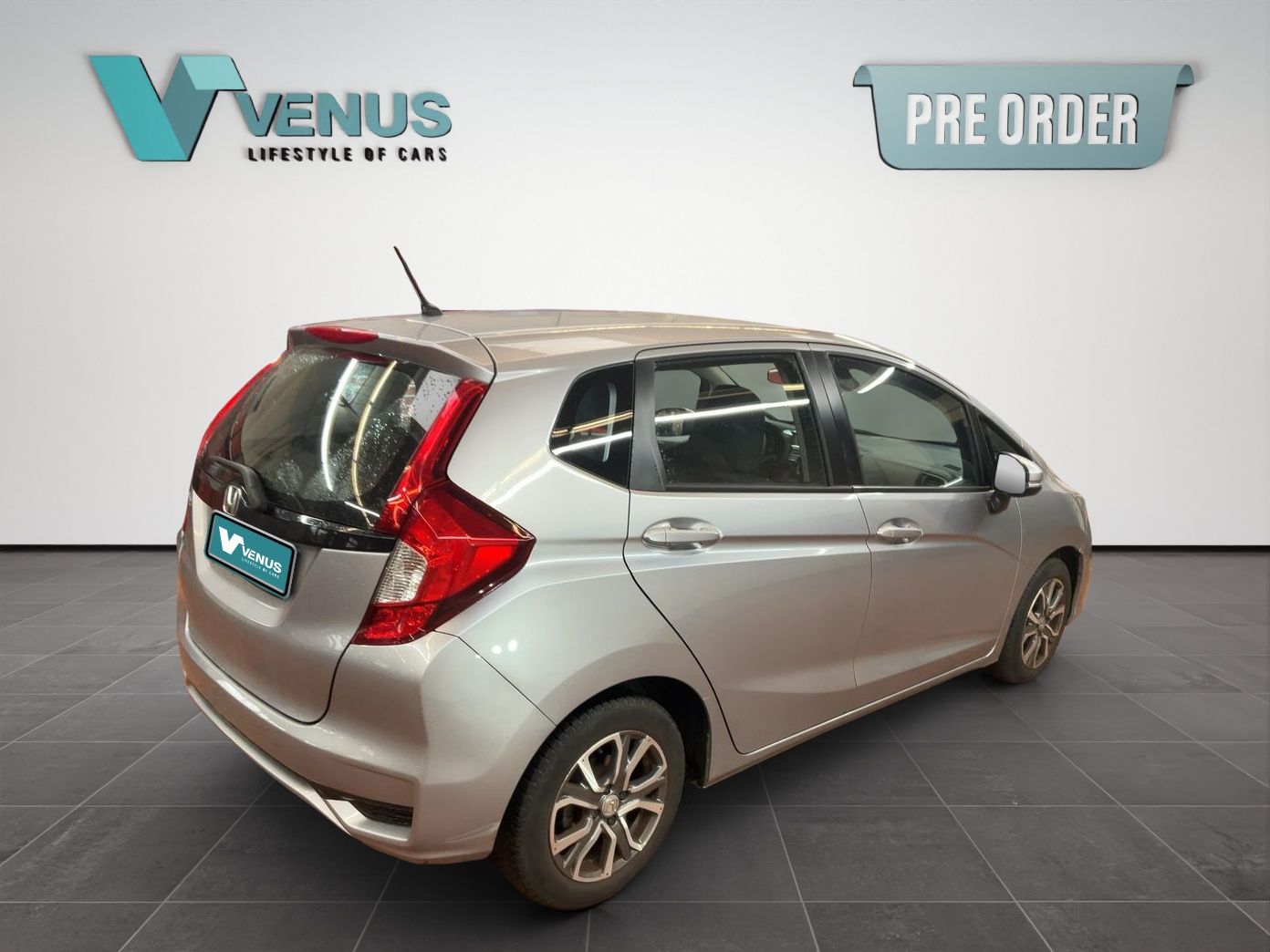 Honda Jazz 1.3 i-VTEC Trend Automatic 2018 - 3