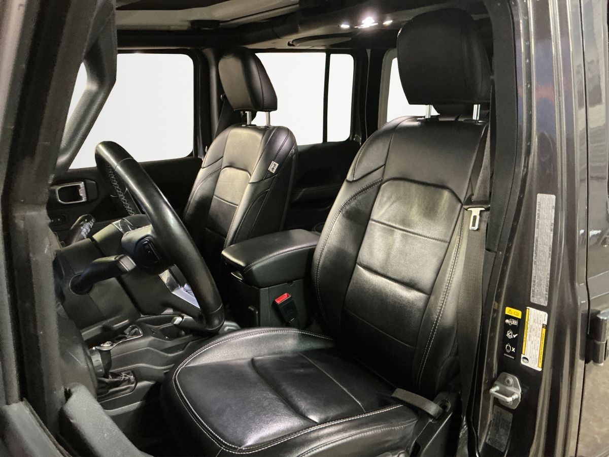 Jeep Wrangler Unlimited 2.0 4xe Plug-in Hybrid First Edition Automatic 2021 - 6