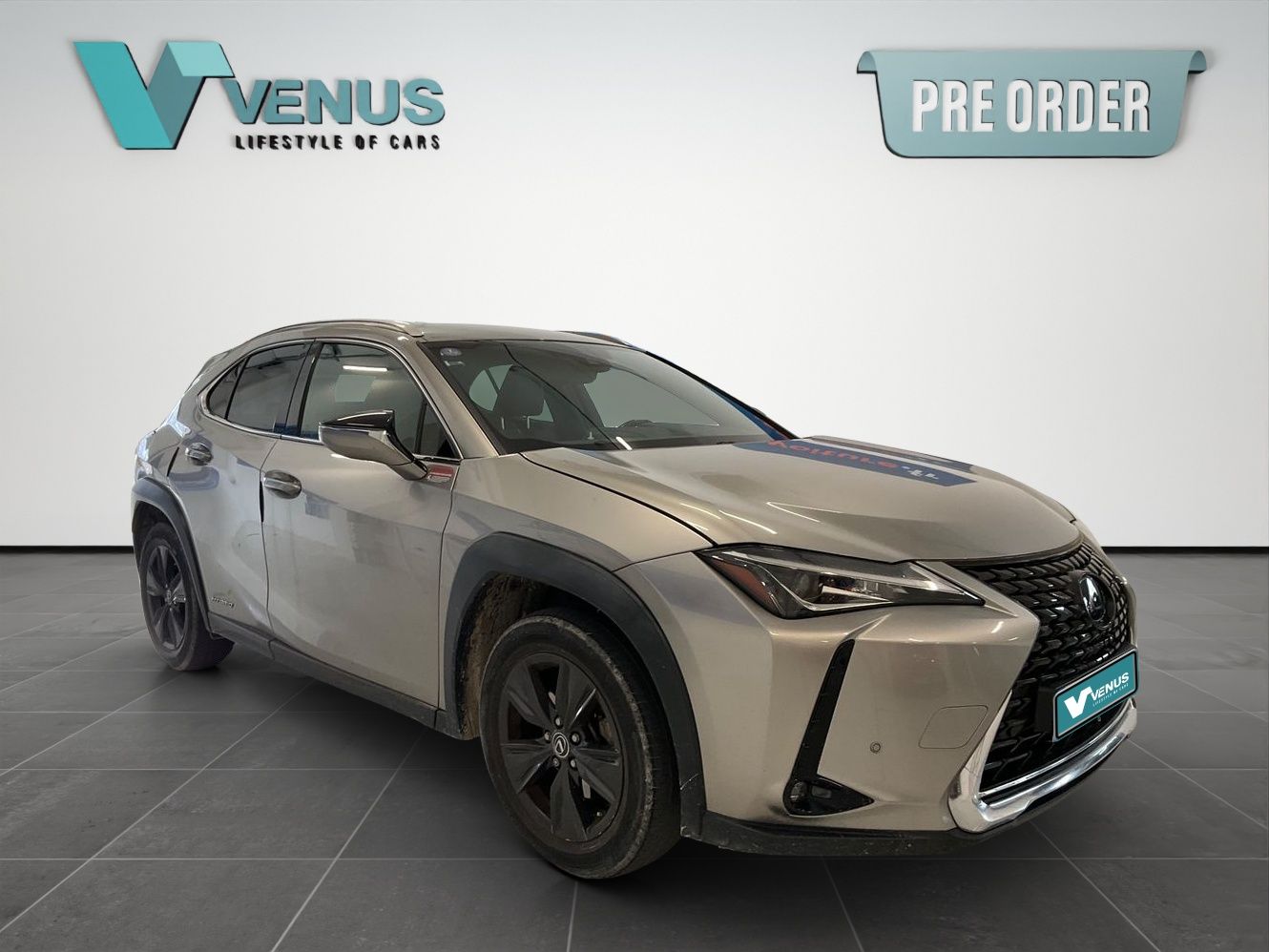 Lexus UX-Serie UX 250h Luxe Hybrid Automatic 2020 - 2
