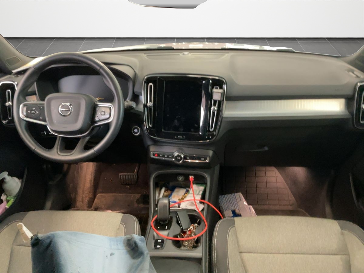 Volvo XV40 1.5 T5 Recharge Plug-In Hybrid Inscription Expression 2WD Automatic 2022 - 9