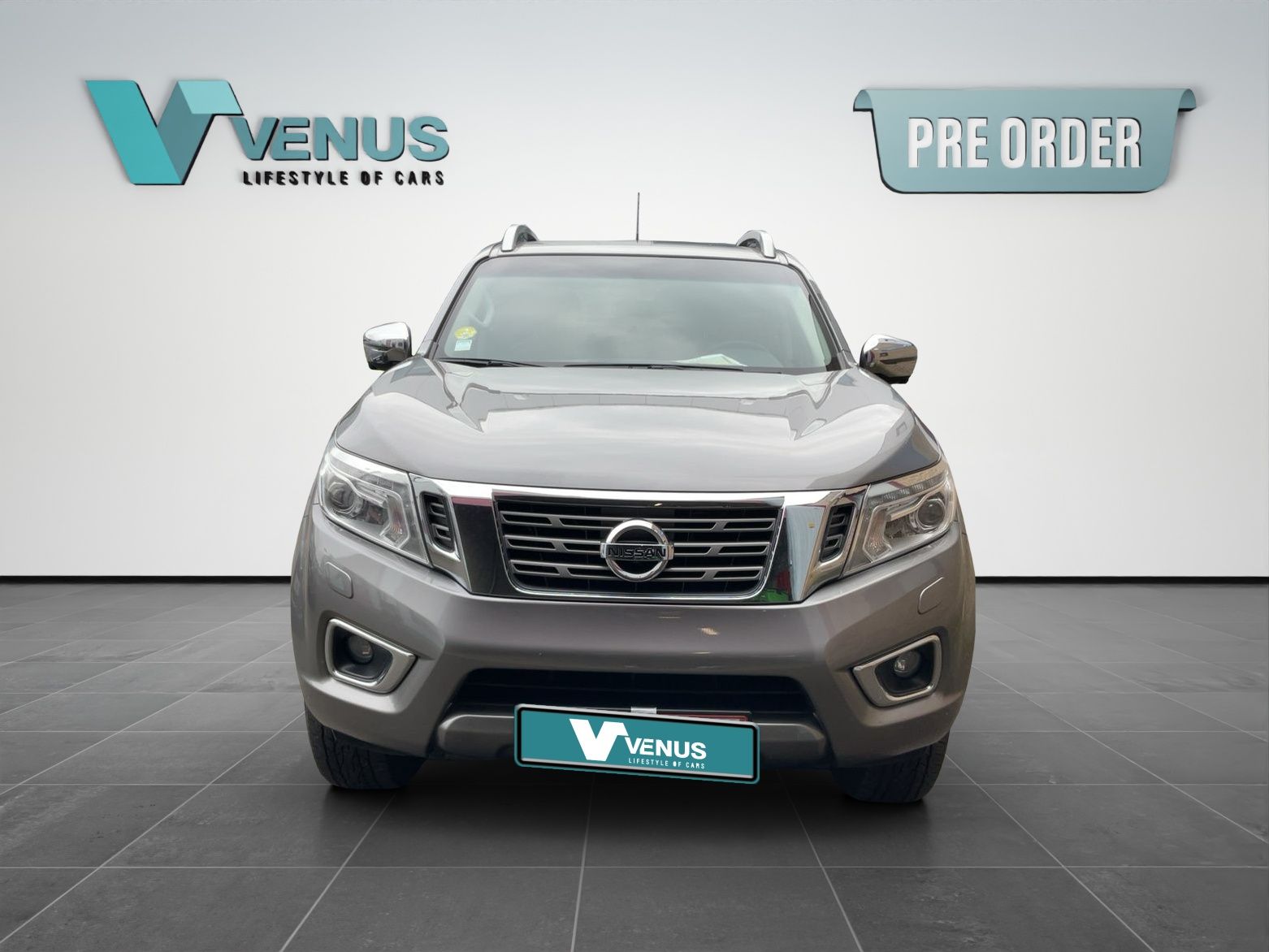 Nissan Navara NP-300 2.3 DCI N-Guard Double-Cabin 4x4 Diesel Automatic 2019 - 4