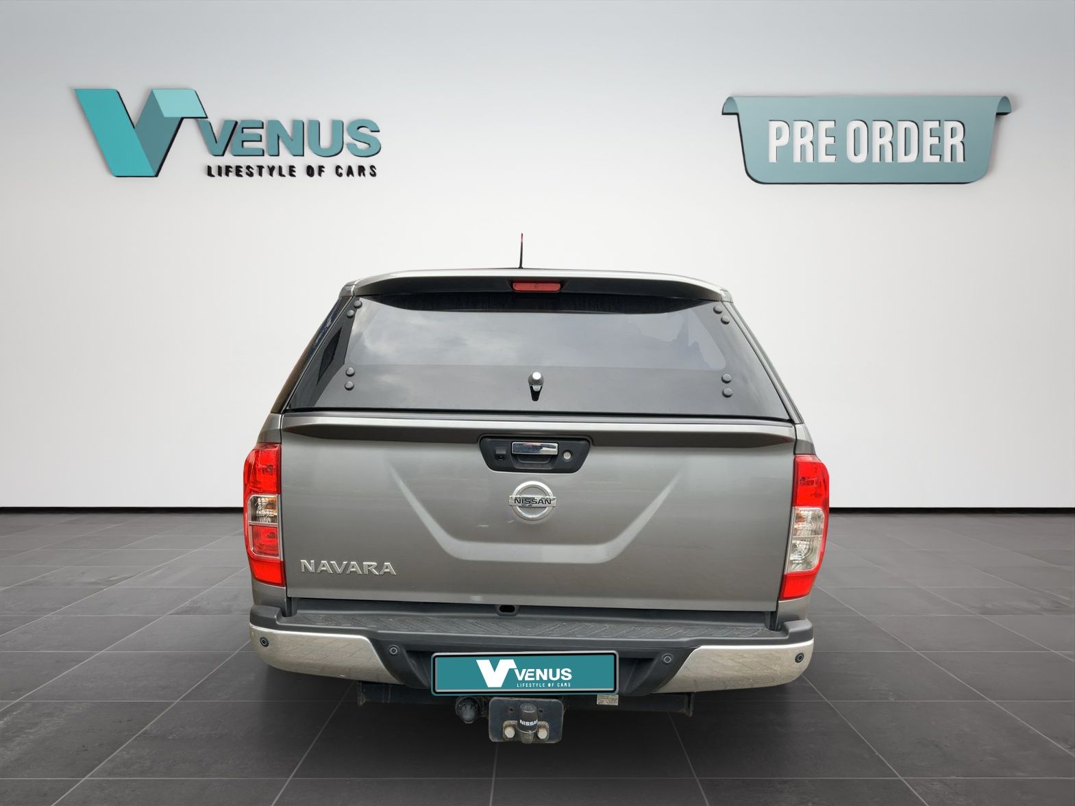 Nissan Navara NP-300 2.3 DCI N-Guard Double-Cabin 4x4 Diesel Automatic 2019 - 5