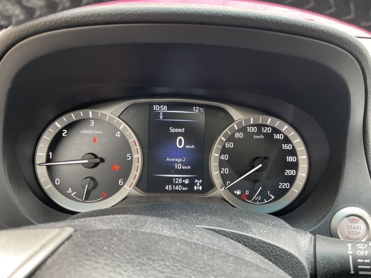 Nissan Navara NP-300 2.3 DCI N-Guard Double-Cabin 4x4 Diesel Automatic 2019 - 9