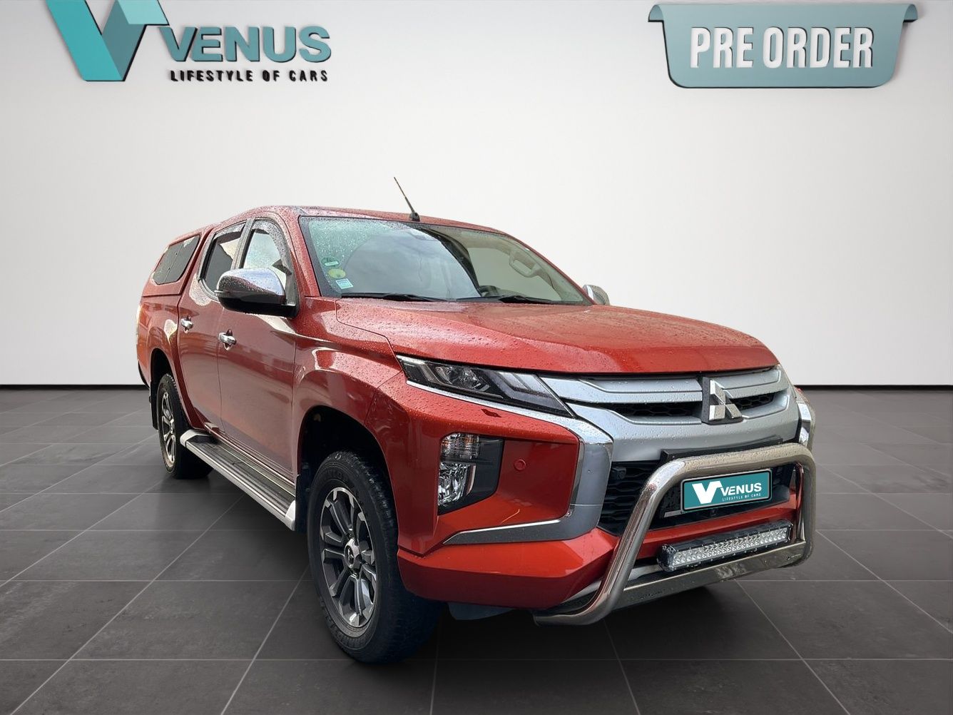 Mitsubishi L200 2.2 DI-D Intense Double-Cabin 4x4 Diesel Automatic 2020 - 2