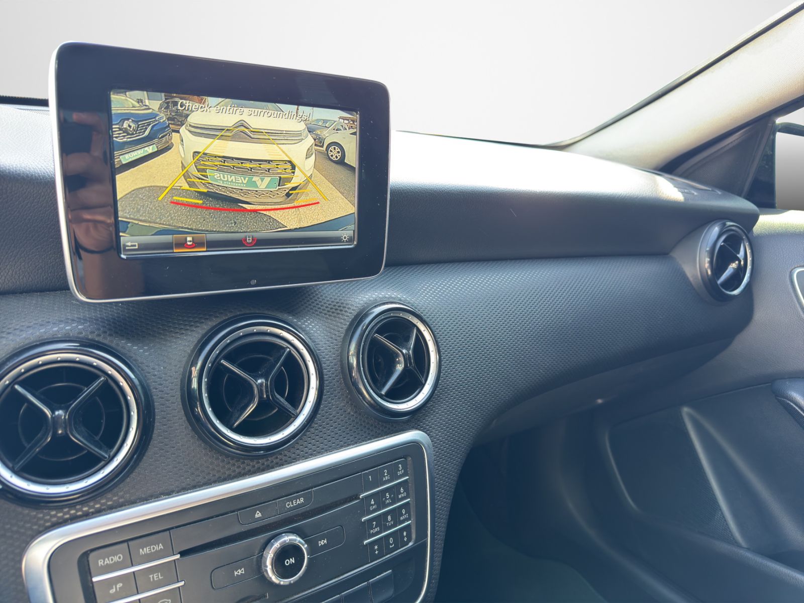 Mercedes-Benz A180 CDI Urban Diesel 2016 - 18