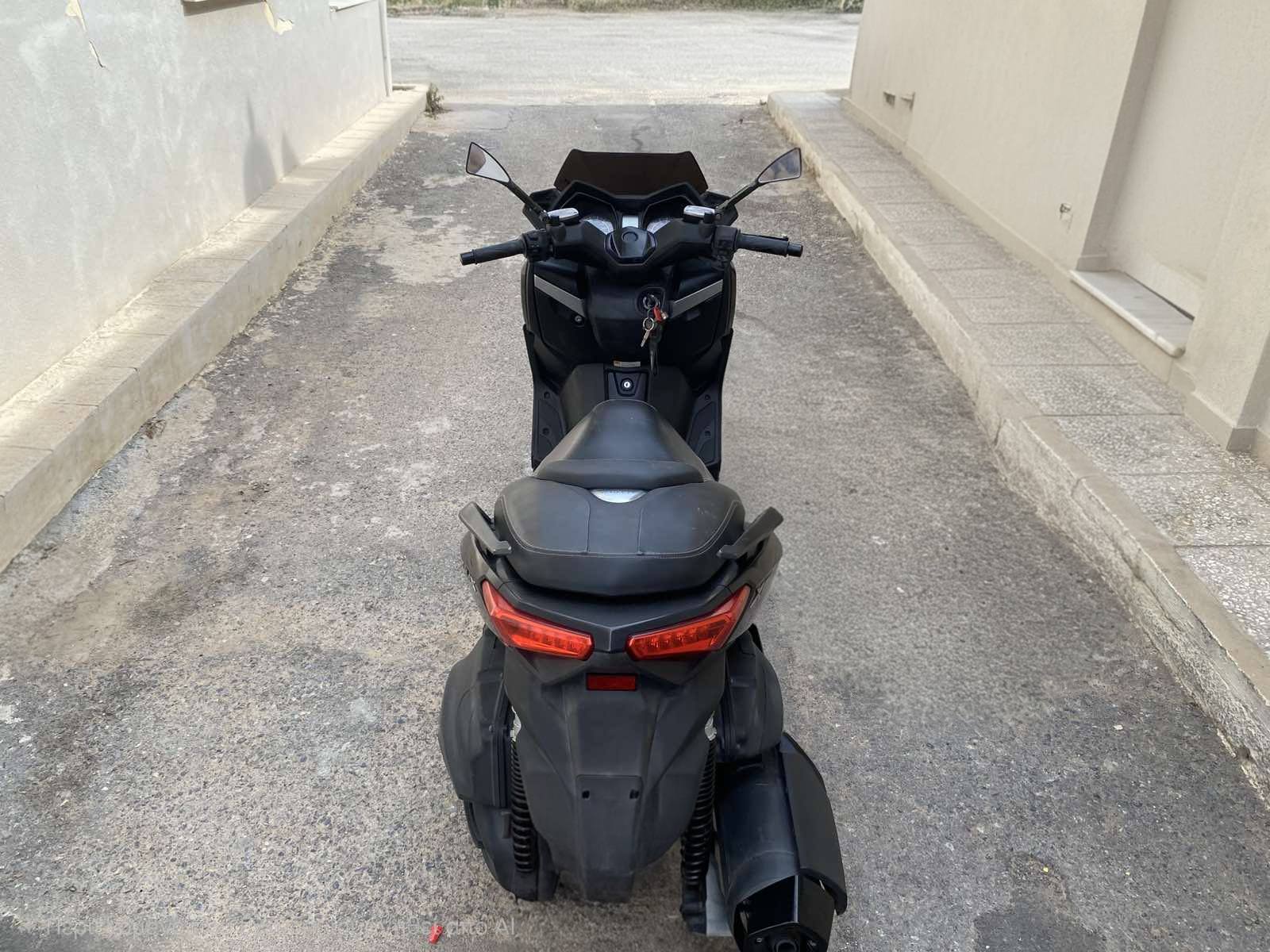 Yamaha XMAX 400 Sport 2016 - 4