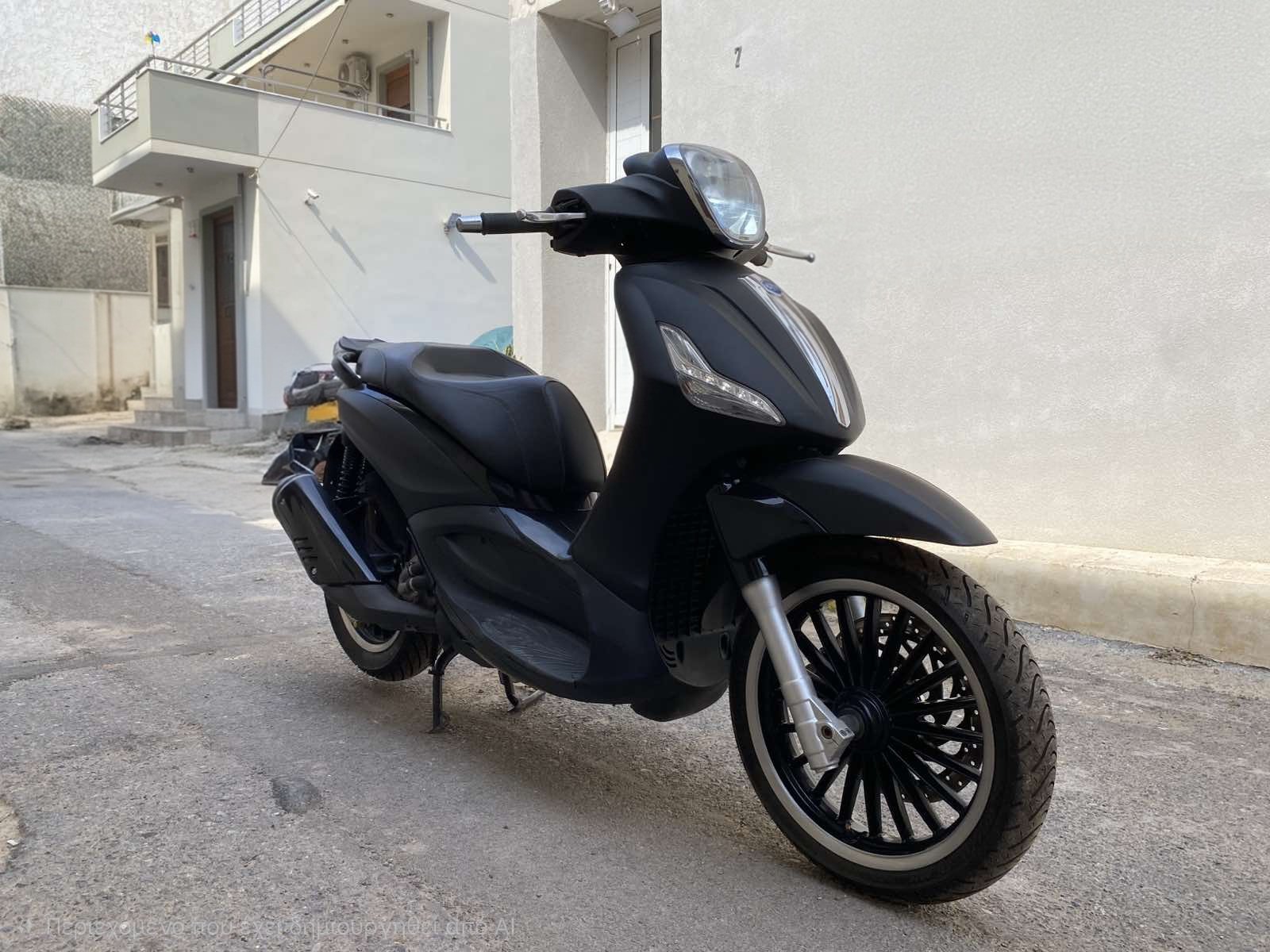 Piaggio Beverly 300 Police 2019 - 3