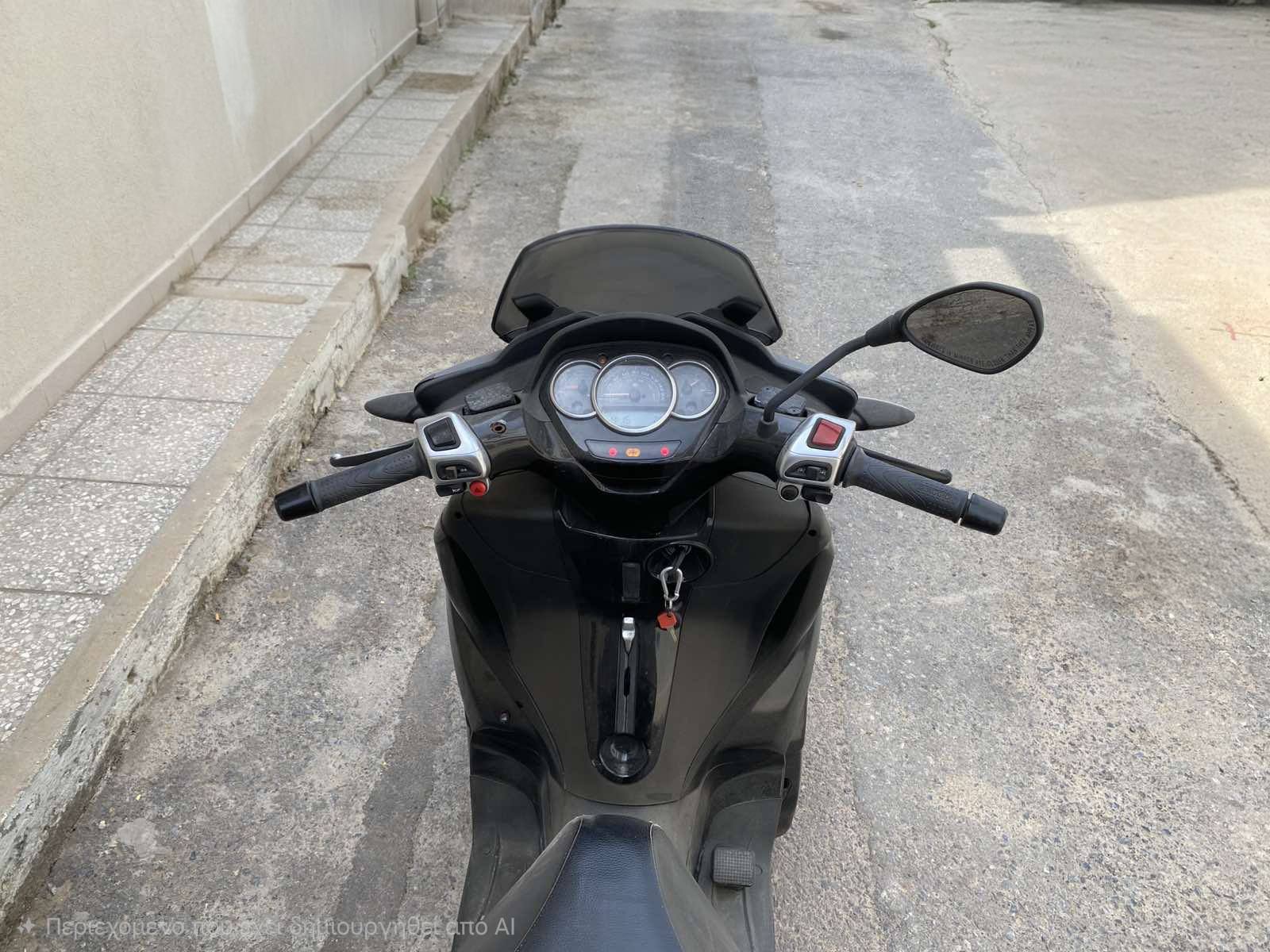 Piaggio MP3 Urban 300 2015 - 8
